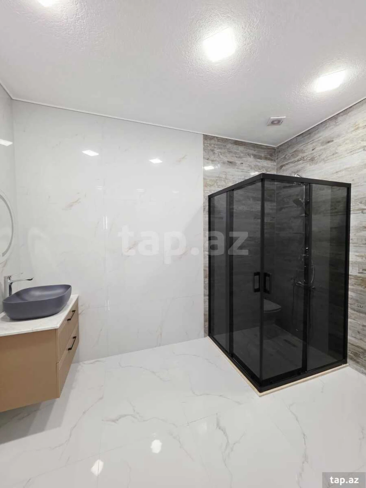 Satılır 4 otaqlı həyət evi