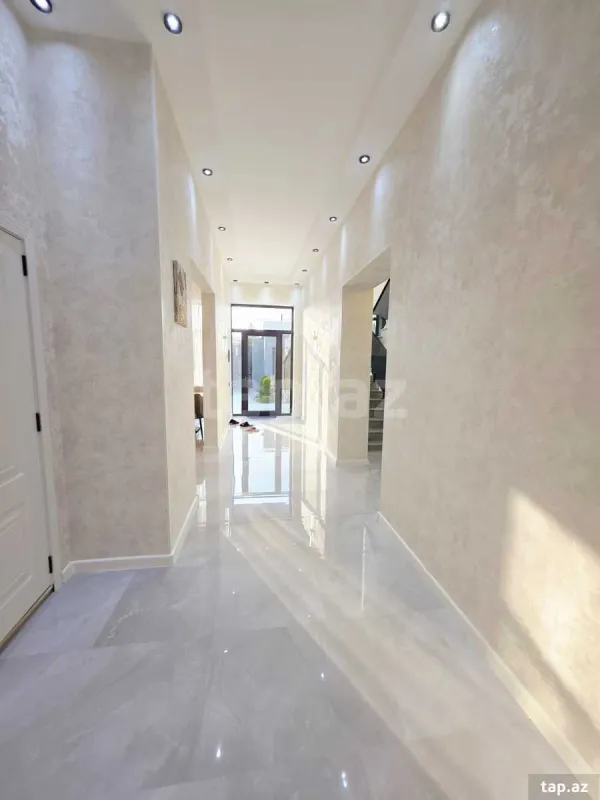 Satılır 4 otaqlı həyət evi