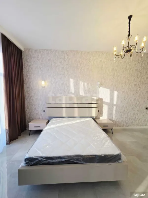 Satılır 4 otaqlı həyət evi