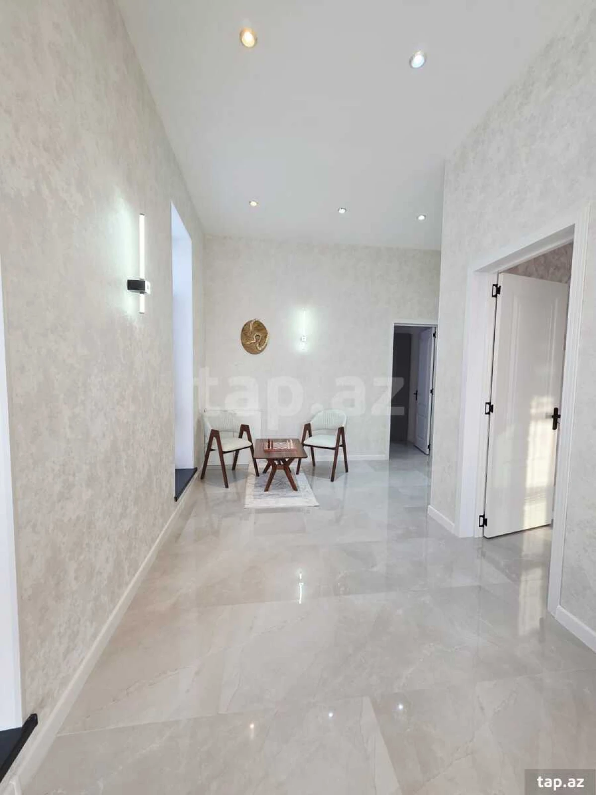 Satılır 4 otaqlı həyət evi