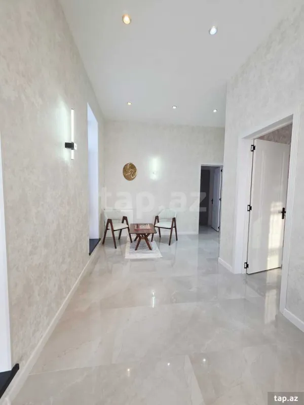 Satılır 4 otaqlı həyət evi