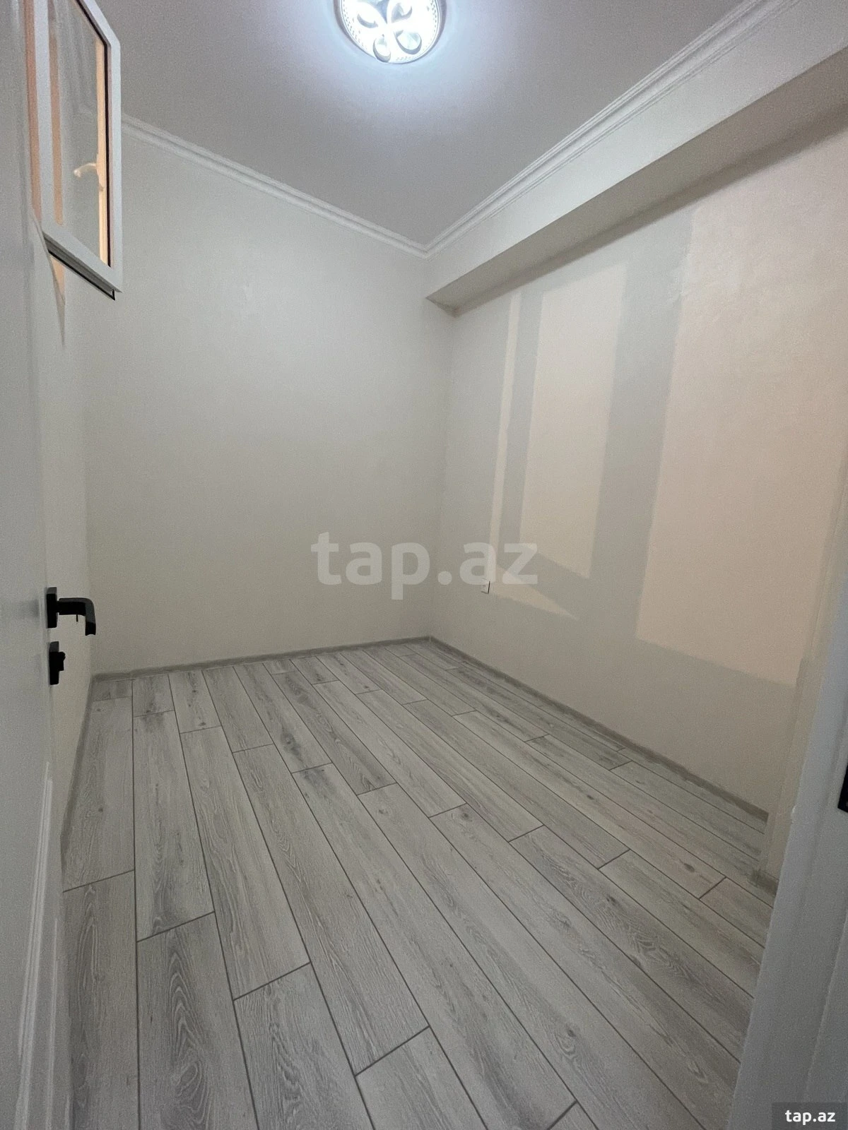 Satılır 3 otaqlı yeni tikili 68 m²