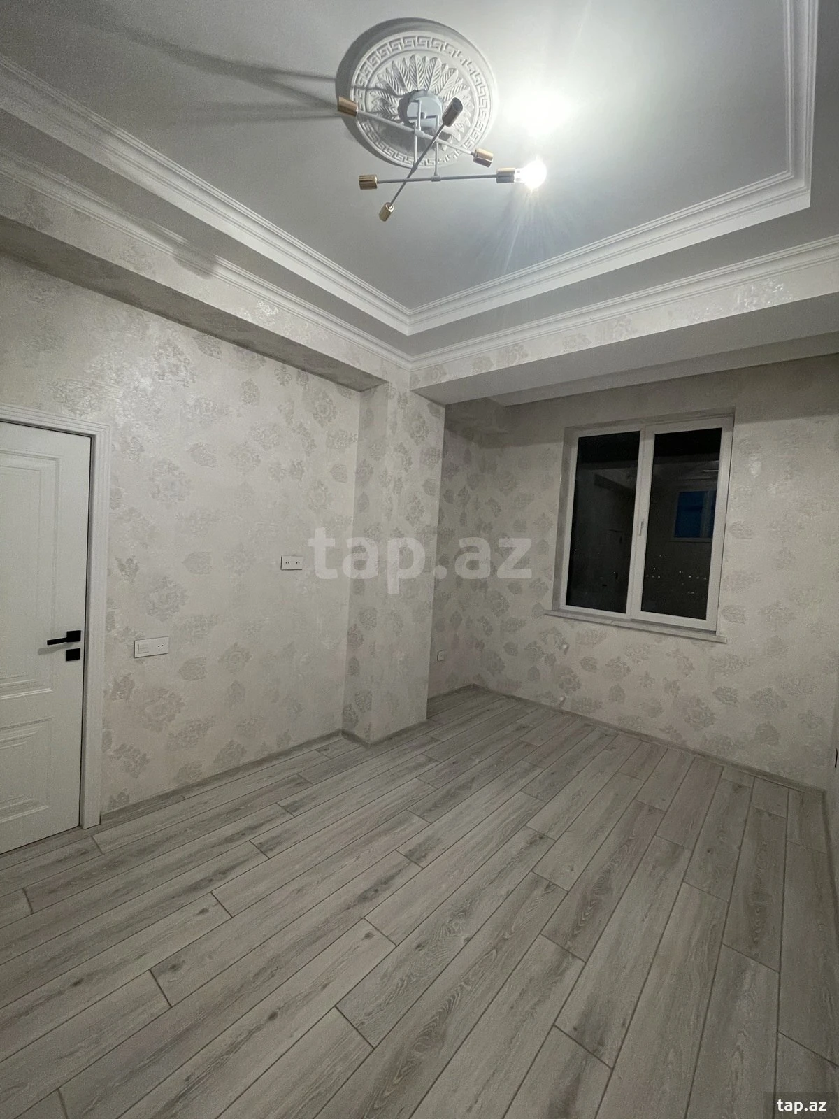 Satılır 3 otaqlı yeni tikili 68 m²