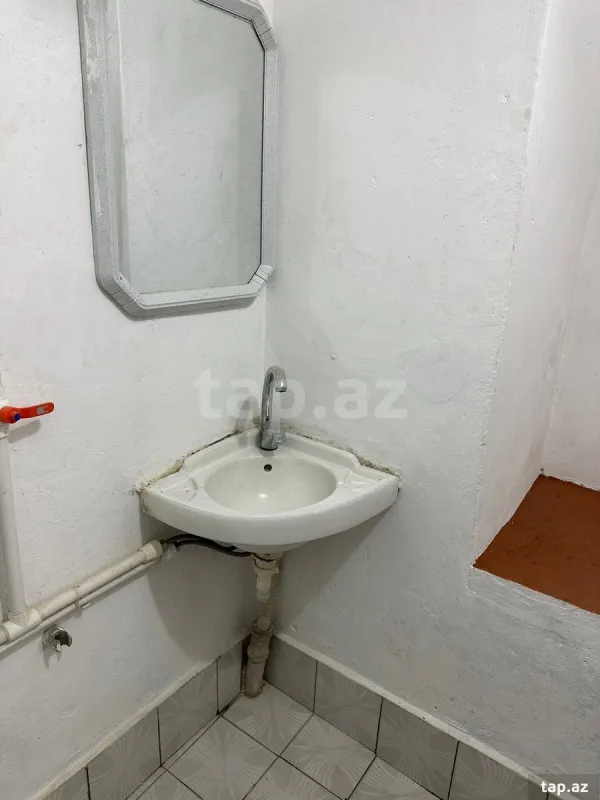 Kirayə verilir 2 otaqlı həyət evi 30 m²