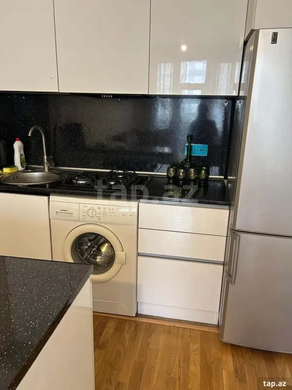 Kirayə verilir 2 otaqlı yeni tikili 55 m²