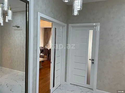 Kirayə verilir 3 otaqlı yeni tikili 100 m²