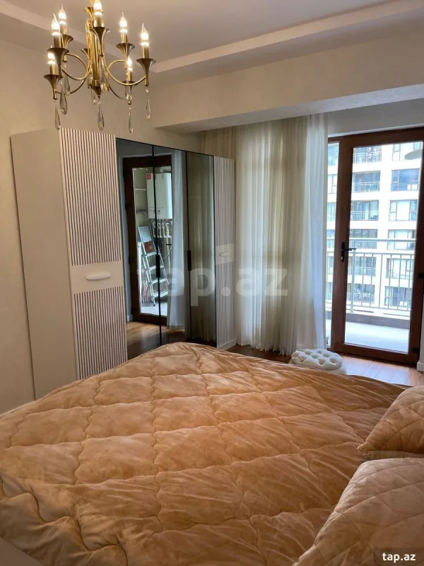 Kirayə verilir 3 otaqlı yeni tikili 100 m²