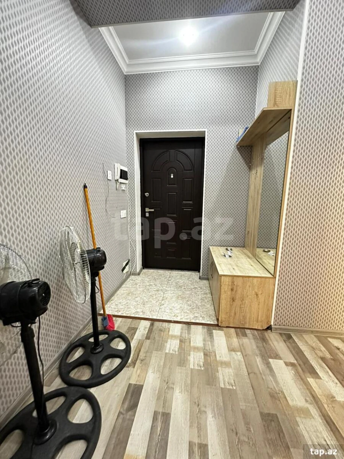 Kirayə verilir 2 otaqlı yeni tikili 65 m²