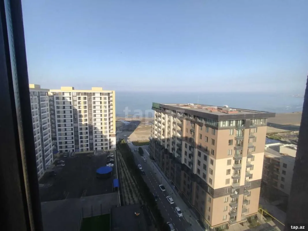 Kirayə verilir 3 otaqlı yeni tikili 130 m²