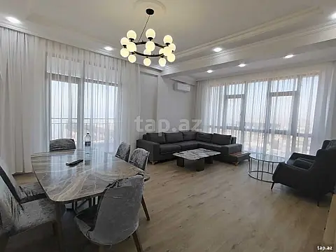 Kirayə verilir 3 otaqlı yeni tikili 130 m²