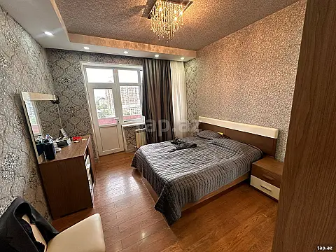 Satılır 3 otaqlı yeni tikili 145 m²
