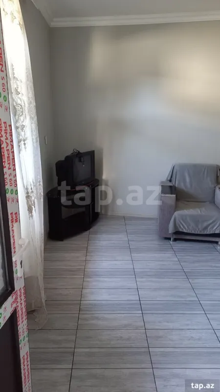 Kirayə verilir 2 otaqlı həyət evi