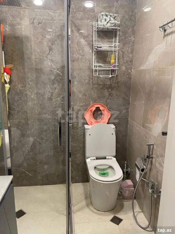 Kirayə verilir 2 otaqlı yeni tikili 54 m²