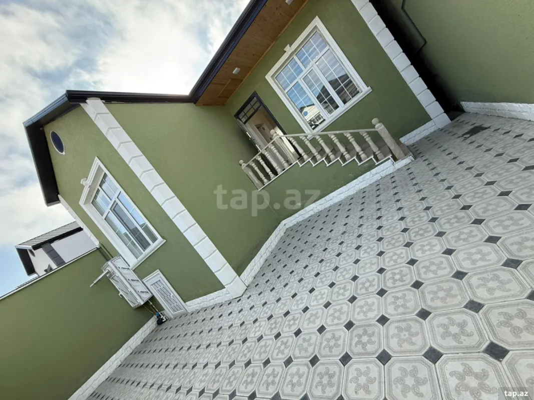 Satılır 3 otaqlı həyət evi