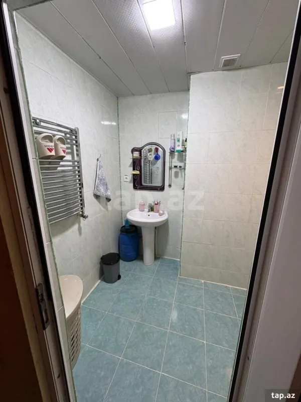 Satılır 3 otaqlı yeni tikili 120 m²