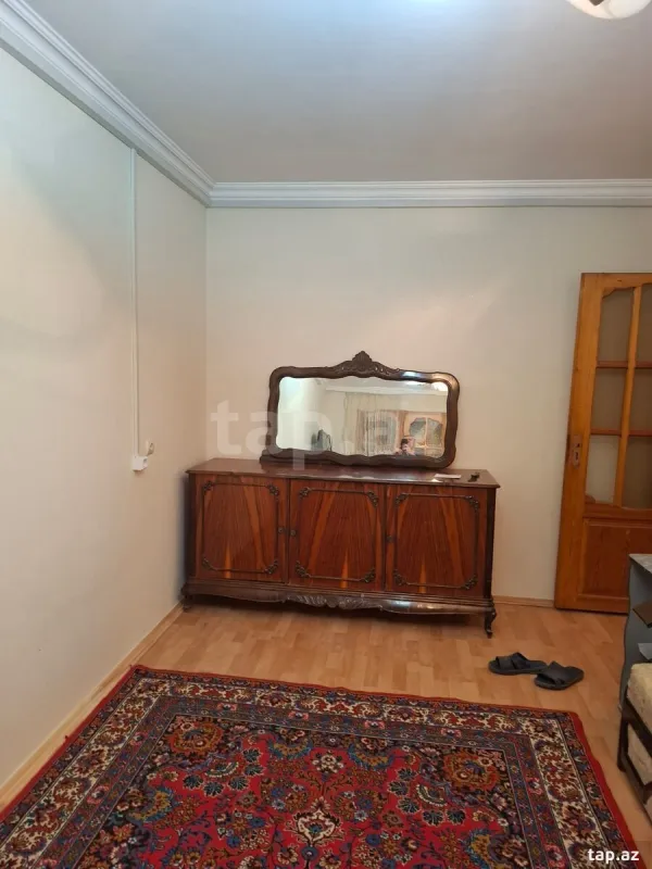 Kirayə verilir 2 otaqlı mənzil 50 m²
