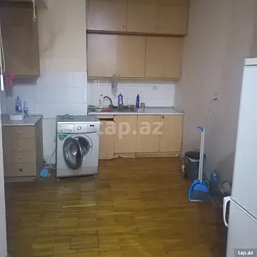 Kirayə verilir 3 otaqlı həyət evi