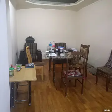 Kirayə verilir 3 otaqlı həyət evi