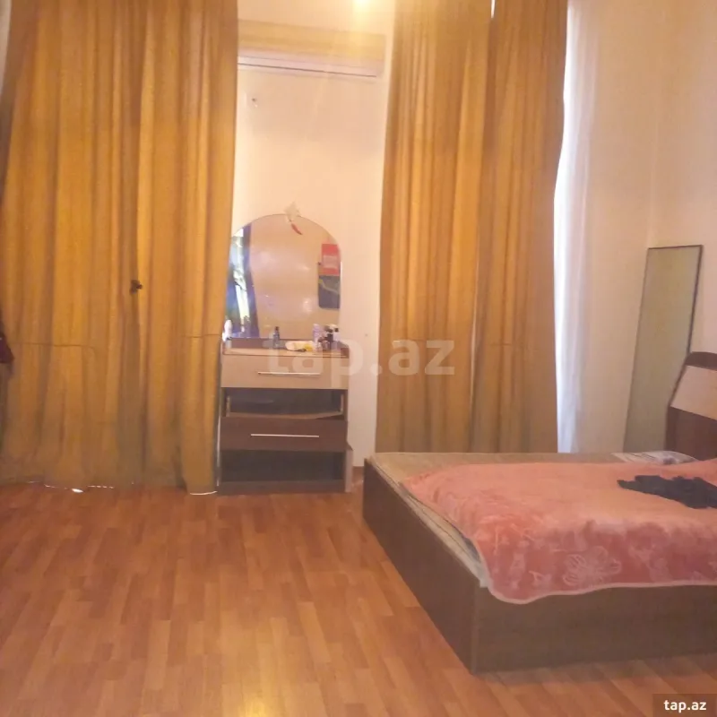 Kirayə verilir 3 otaqlı həyət evi