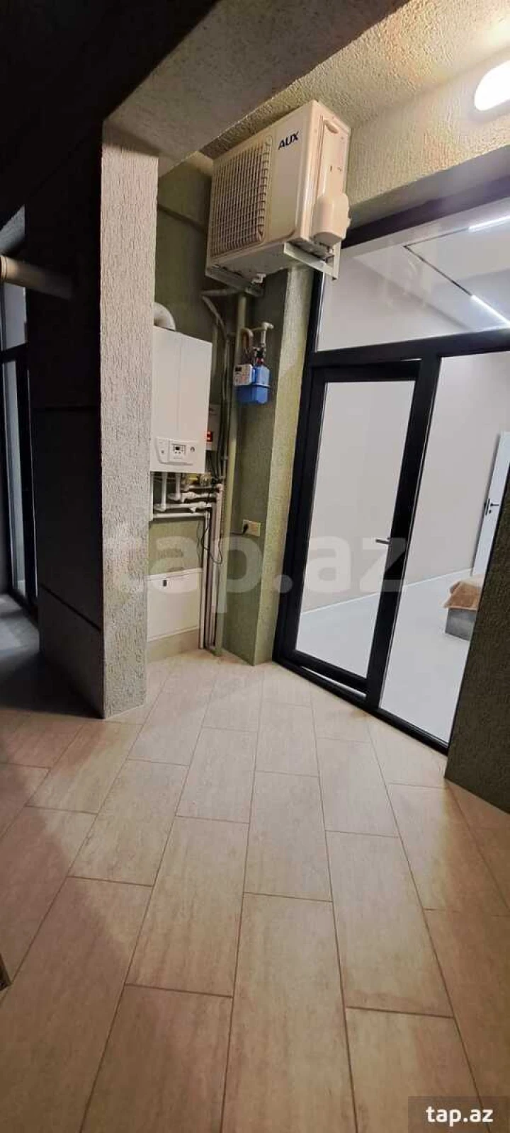 Kirayə verilir 2 otaqlı yeni tikili 65 m²