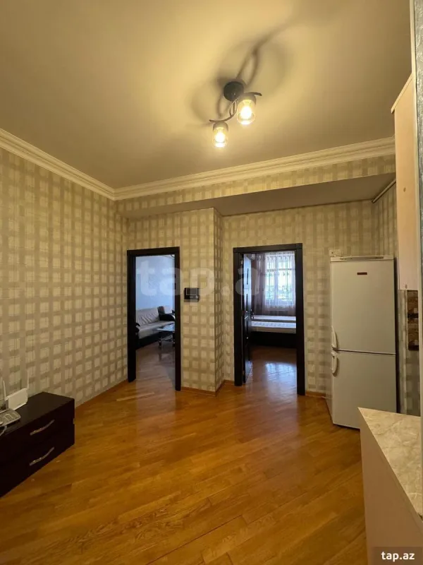 Kirayə verilir 2 otaqlı yeni tikili 70 m²