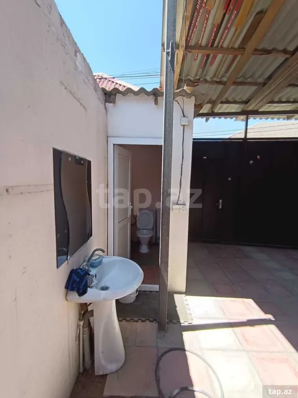 Satılır 3 otaqlı həyət evi