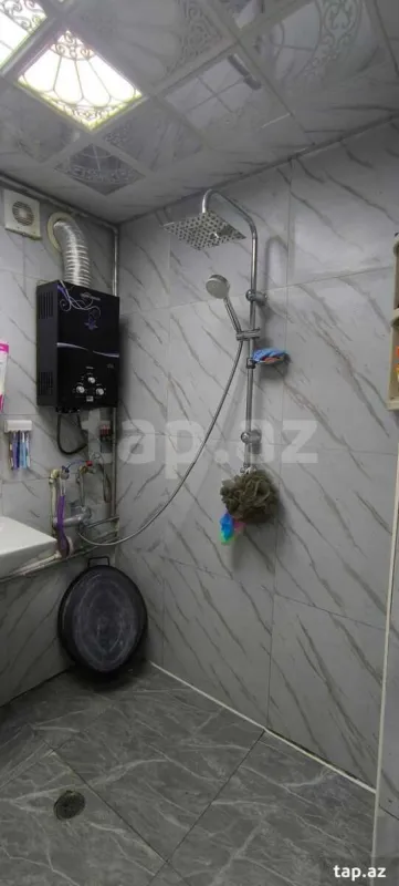 Satılır 2 otaqlı mənzil 47 m²