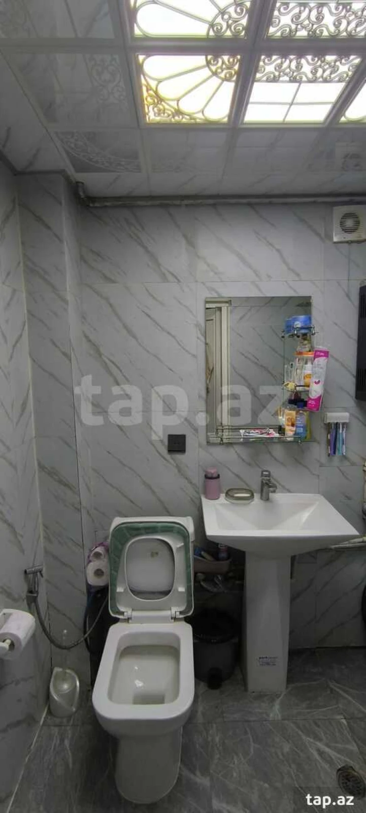 Satılır 2 otaqlı mənzil 47 m²