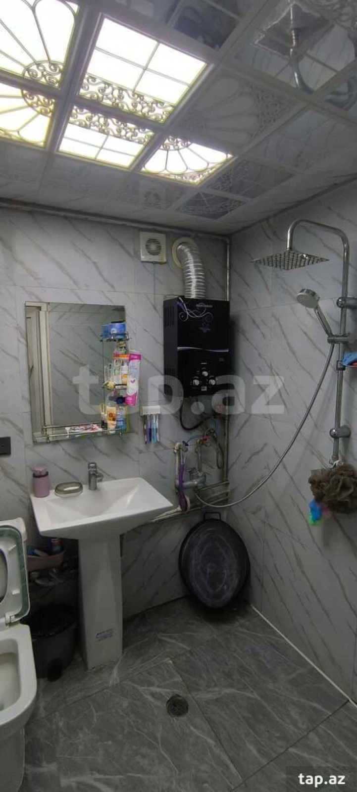 Satılır 2 otaqlı mənzil 47 m²