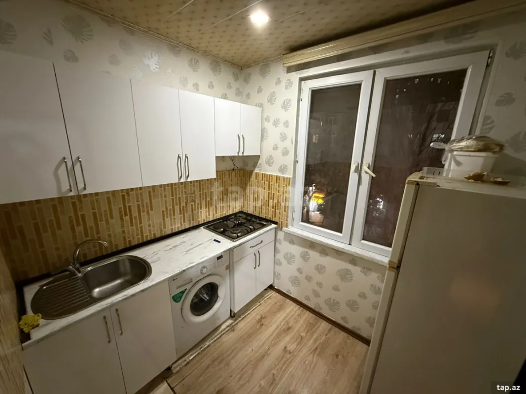 Kirayə verilir 2 otaqlı mənzil 60 m²