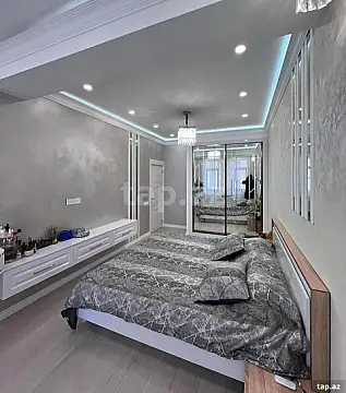 Satılır 2 otaqlı yeni tikili 100 m²