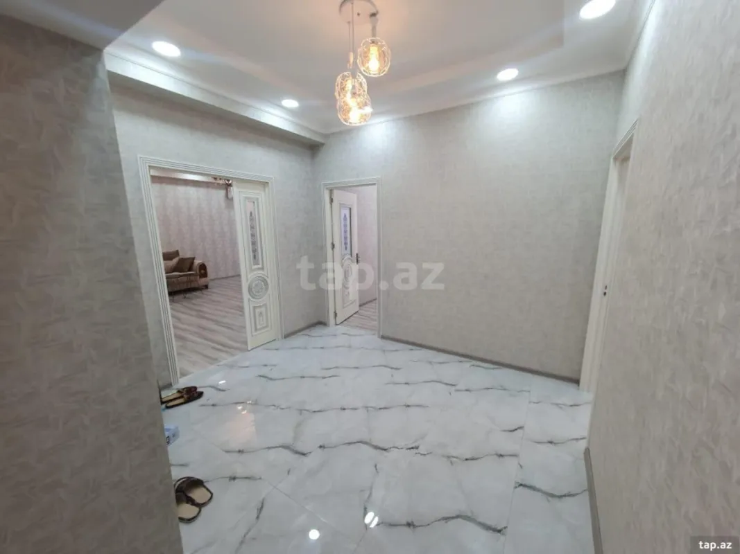 Kirayə verilir 2 otaqlı yeni tikili 108 m²