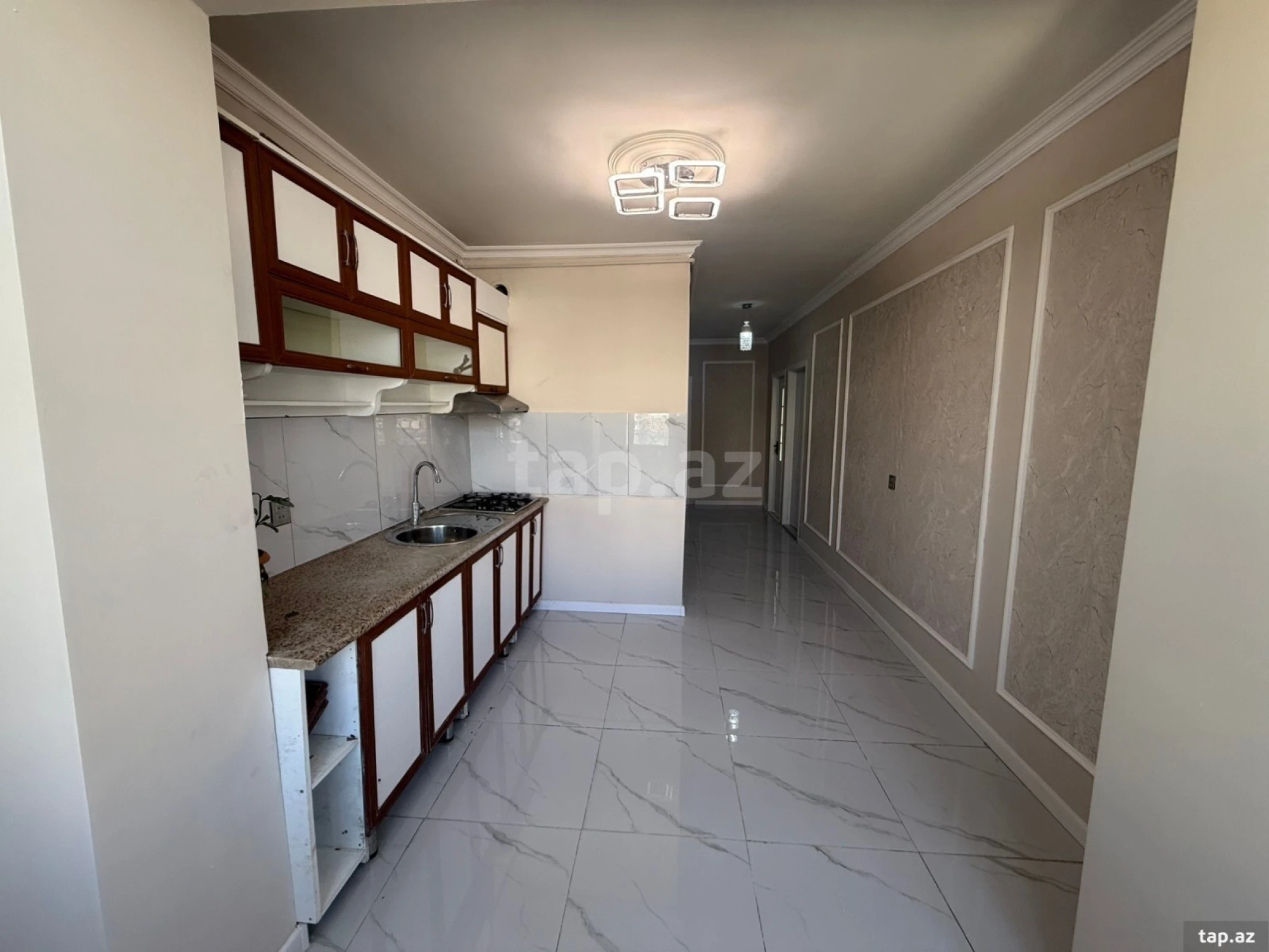 Satılır 3 otaqlı mənzil 85 m²