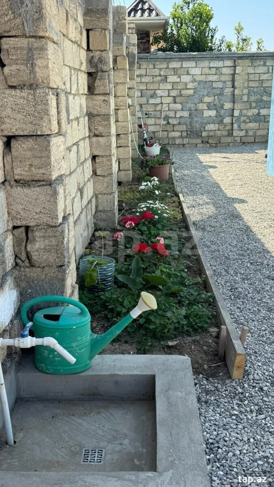 Satılır 5 otaqlı həyət evi