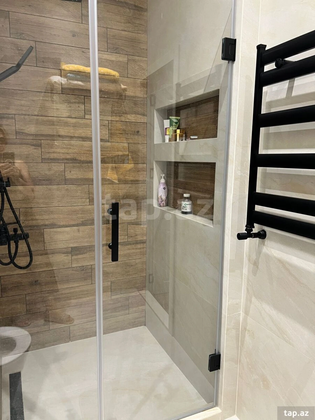 Kirayə verilir 3 otaqlı yeni tikili 110 m²