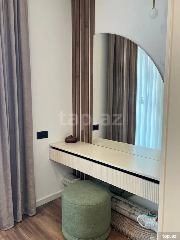 Kirayə verilir 3 otaqlı yeni tikili 110 m²