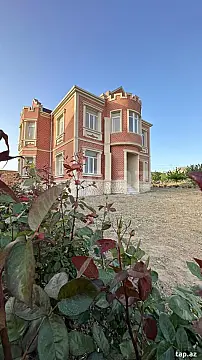 Satılır 7 otaqlı həyət evi — Sumqayıt, Novxanı 7 otaq