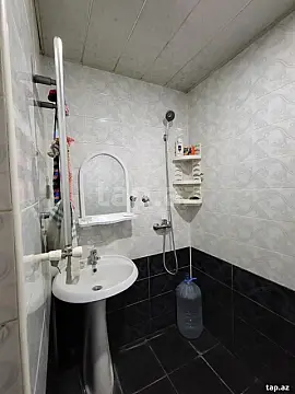 Kirayə verilir 2 otaqlı həyət evi