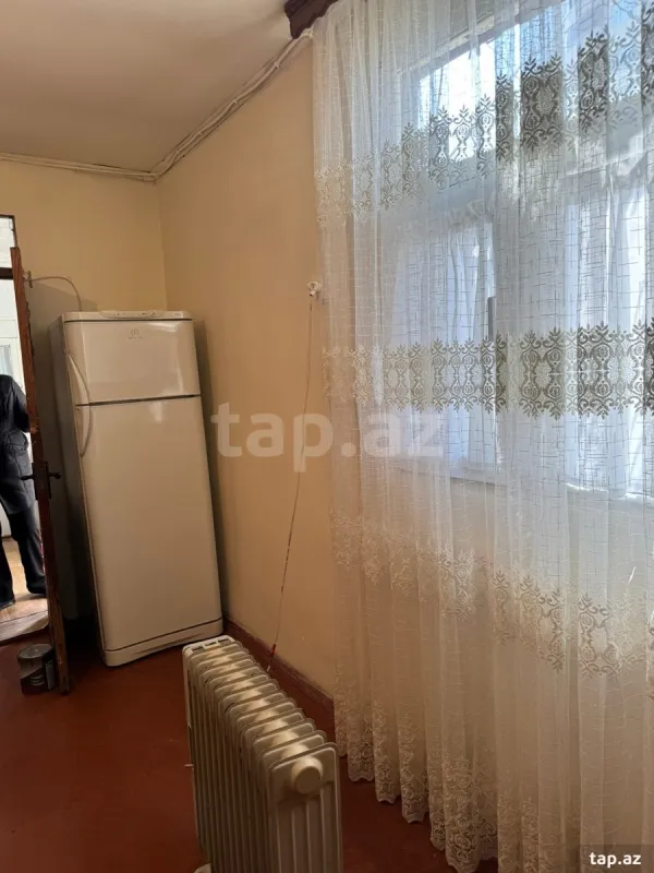 Kirayə verilir 1 otaqlı həyət evi