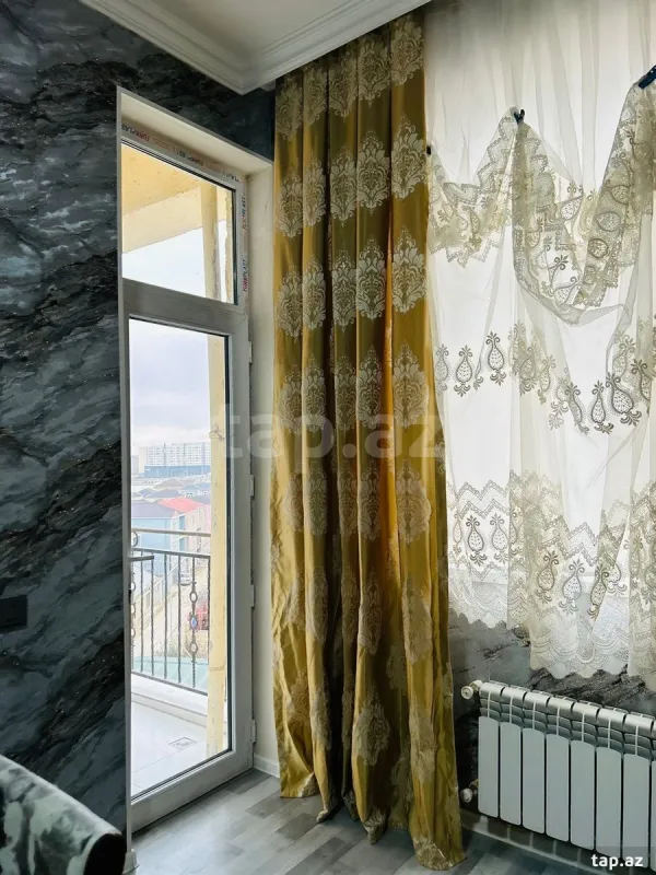 Kirayə verilir 2 otaqlı yeni tikili 80 m²