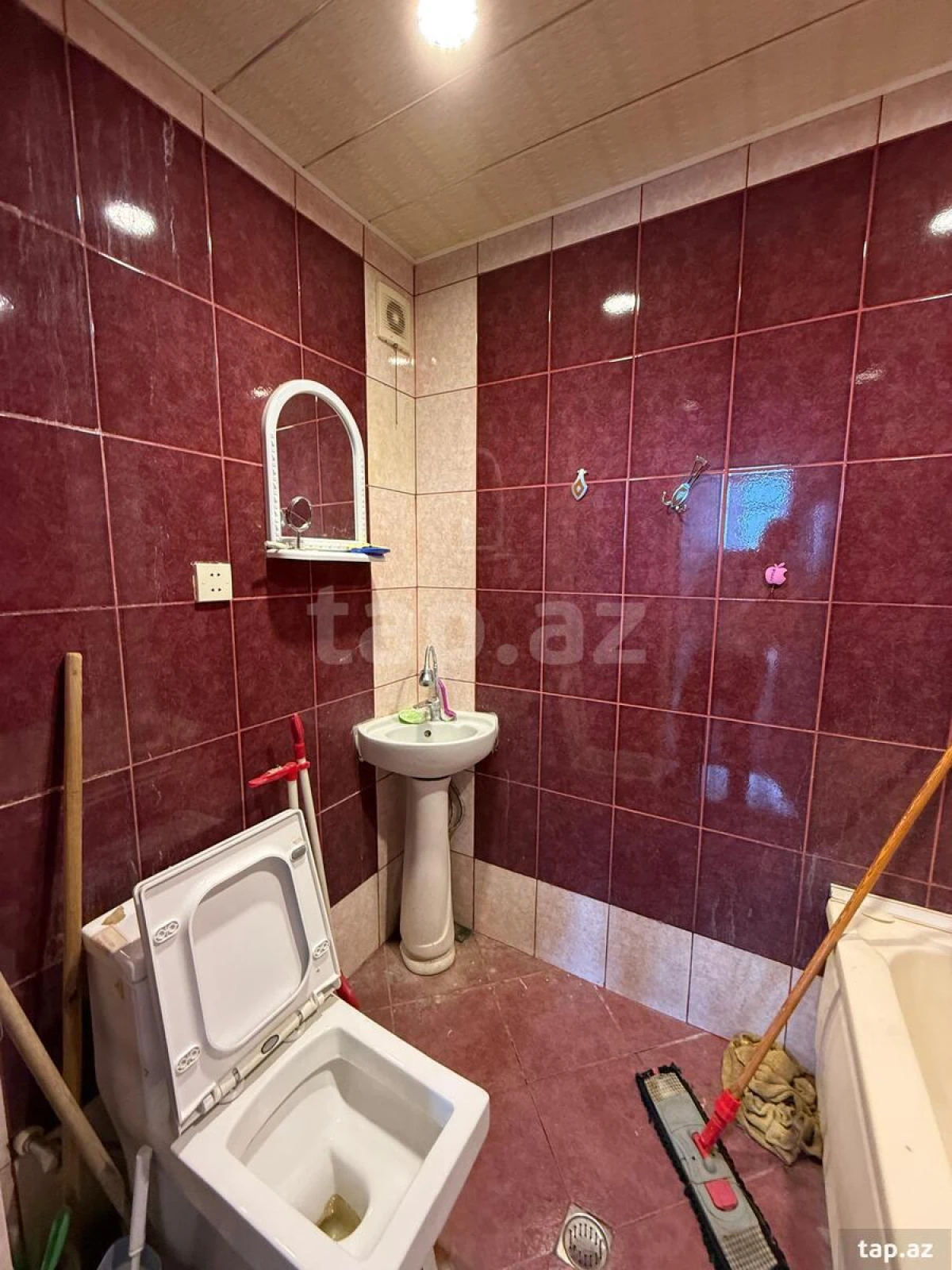 Kirayə verilir 2 otaqlı yeni tikili 60 m²