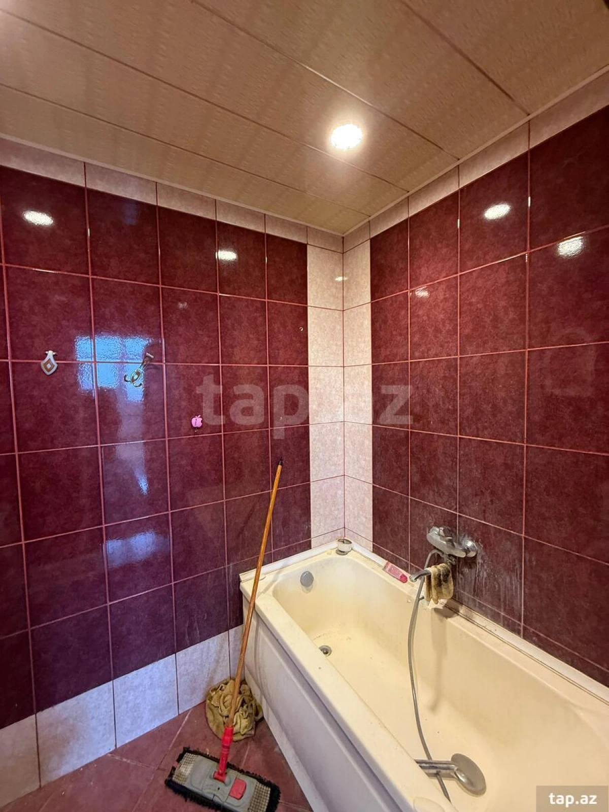 Kirayə verilir 2 otaqlı yeni tikili 60 m²