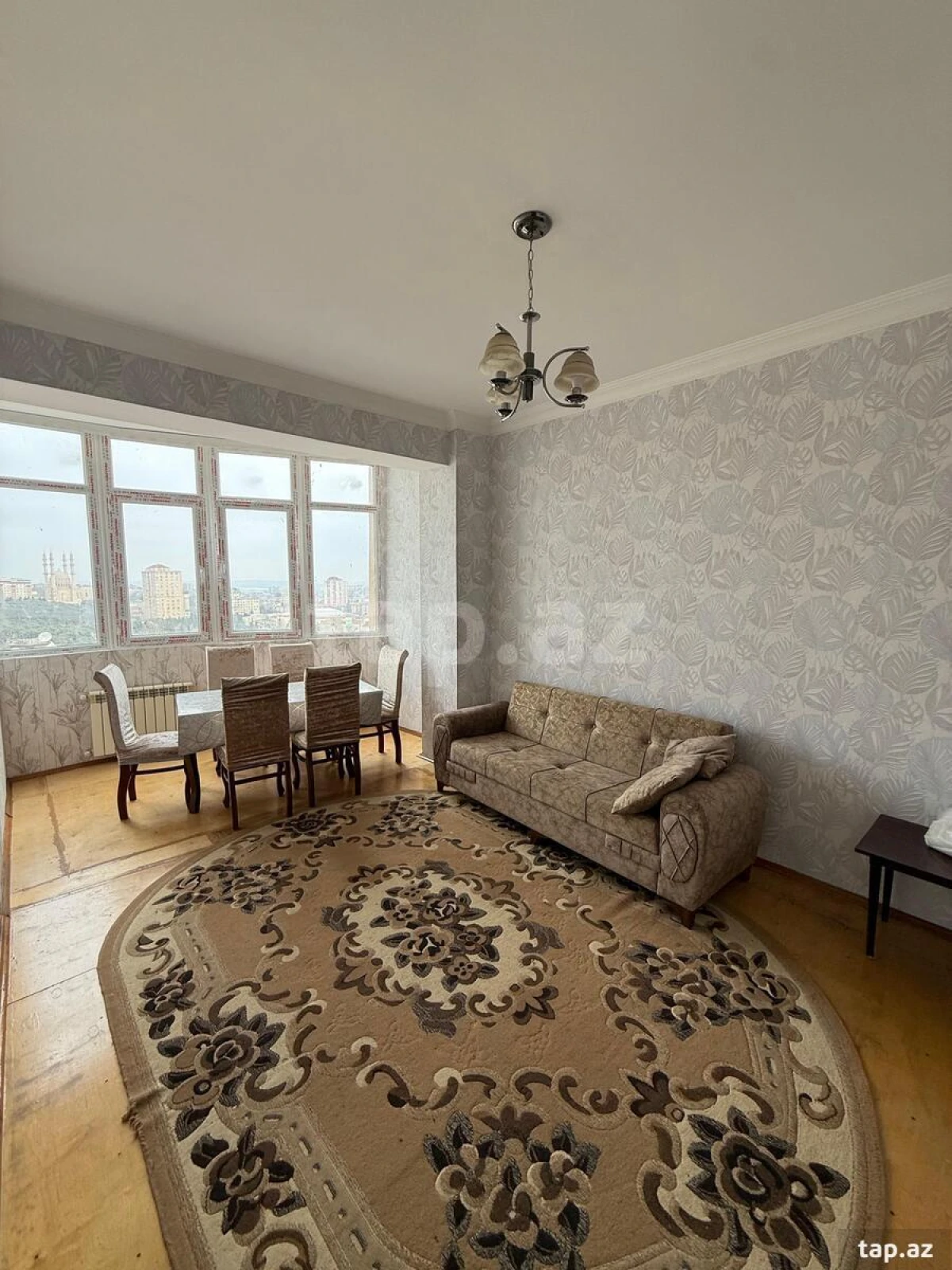 Kirayə verilir 2 otaqlı yeni tikili 60 m²
