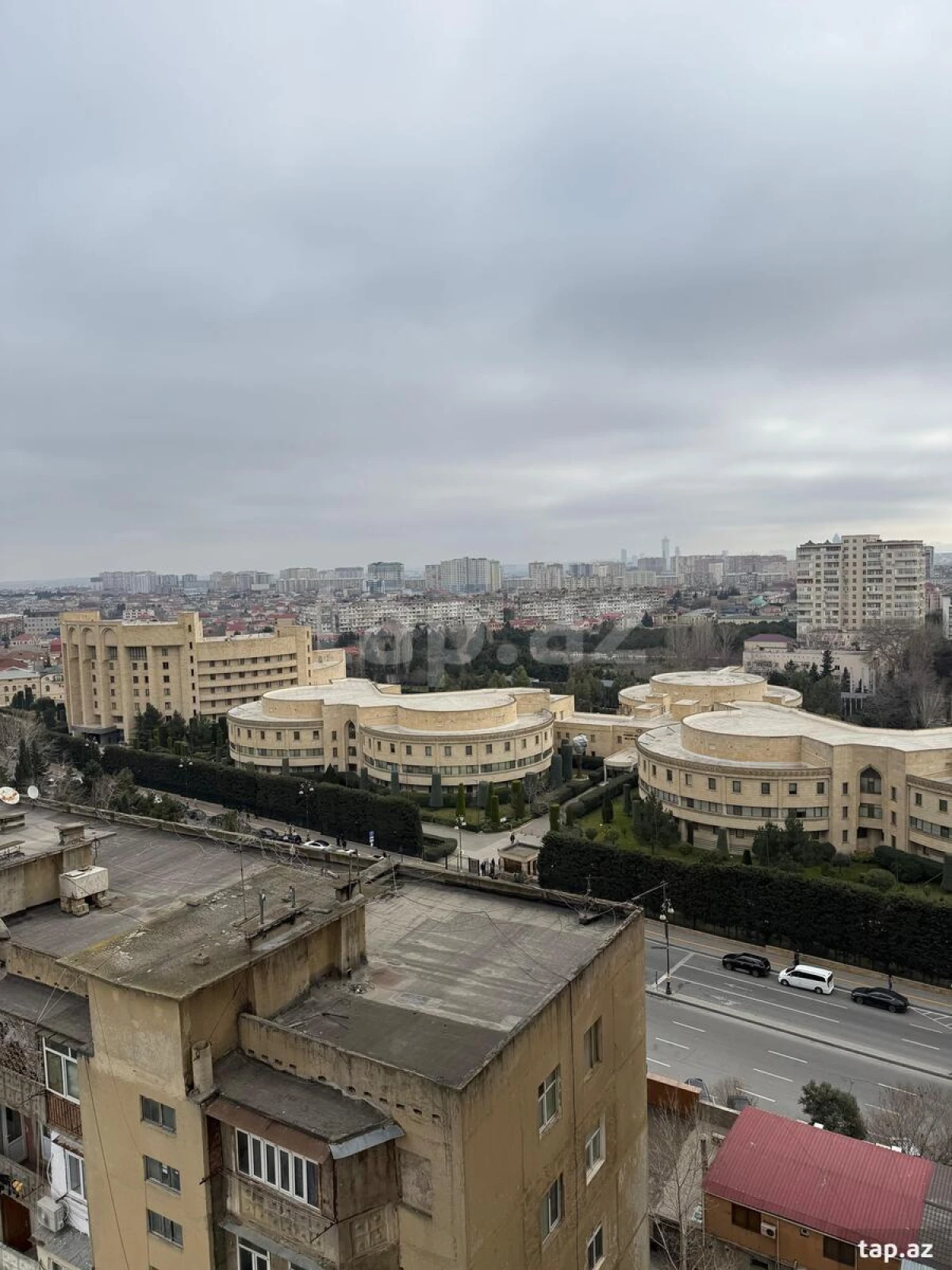 Kirayə verilir 2 otaqlı yeni tikili 60 m²