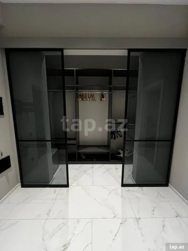 Kirayə verilir 2 otaqlı yeni tikili 72 m²