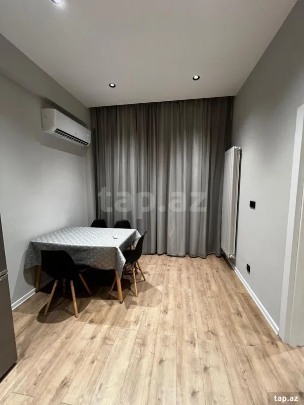 Kirayə verilir 2 otaqlı yeni tikili 72 m²