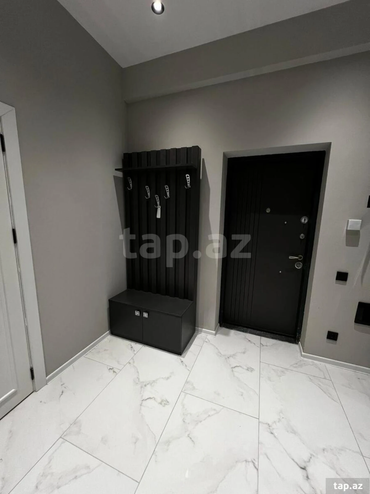 Kirayə verilir 2 otaqlı yeni tikili 72 m²