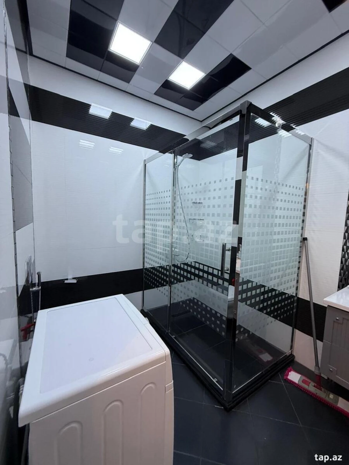 Kirayə verilir 2 otaqlı yeni tikili 70 m²