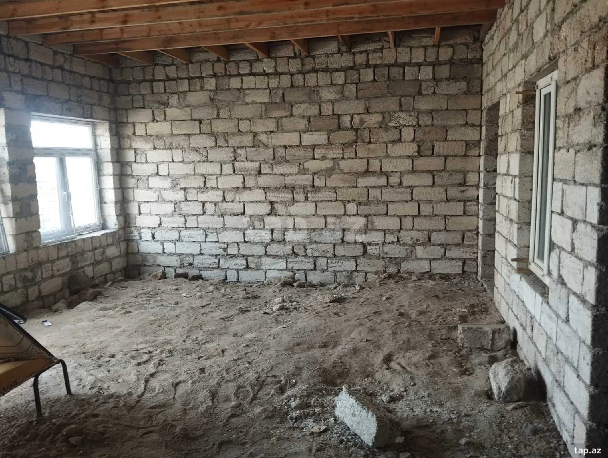 Satılır 3 otaqlı həyət evi