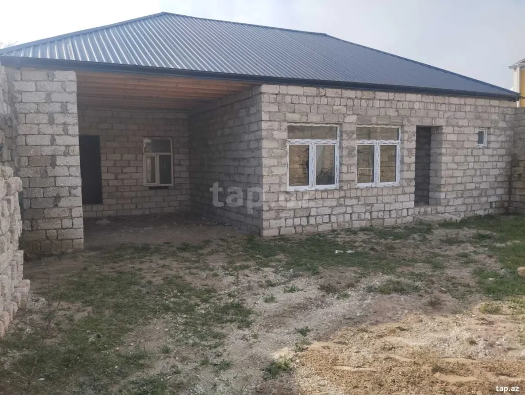 Satılır 3 otaqlı həyət evi